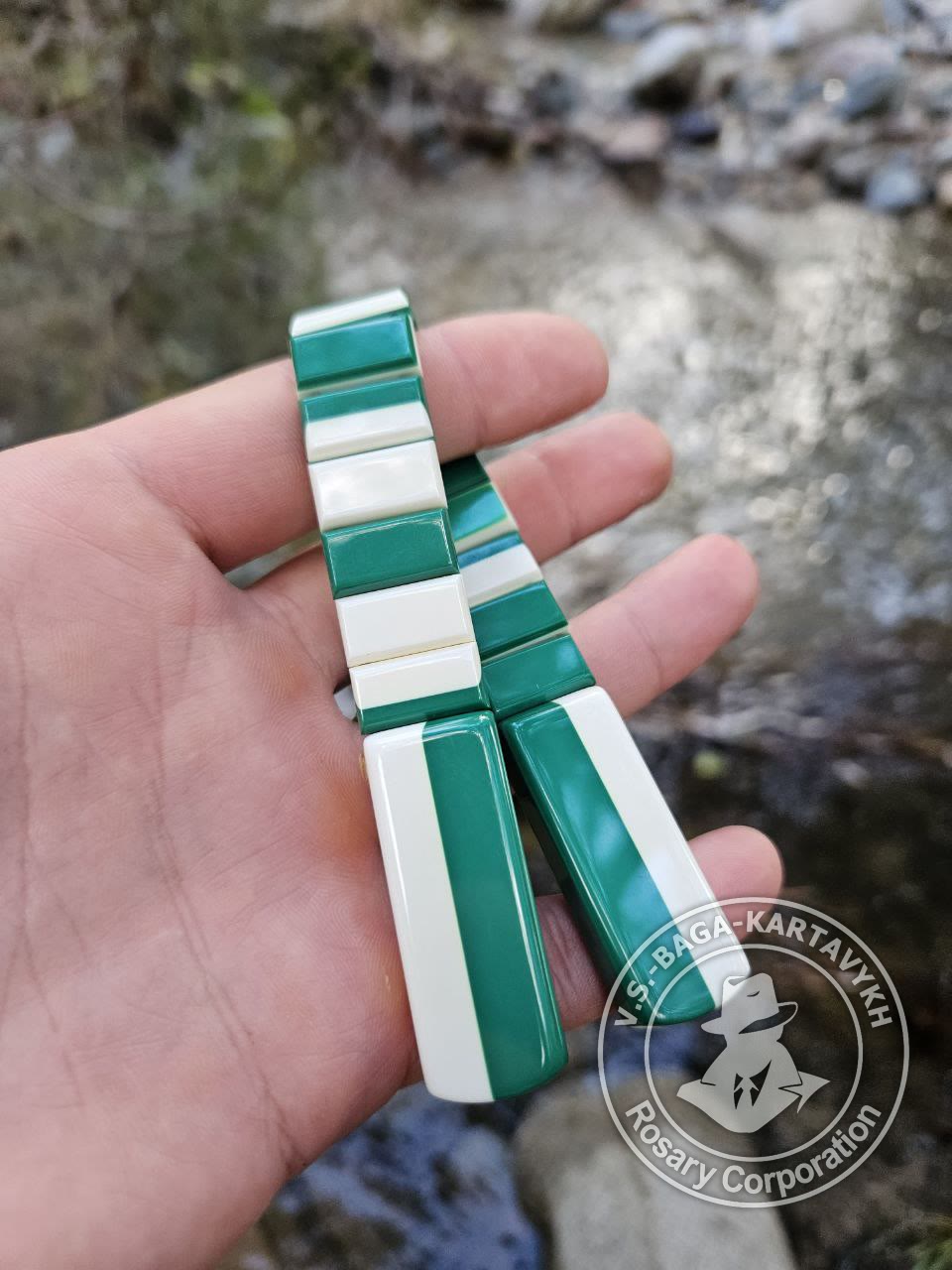 Strict classic worry beads — Aramith billiard ball, no. 110 — 4