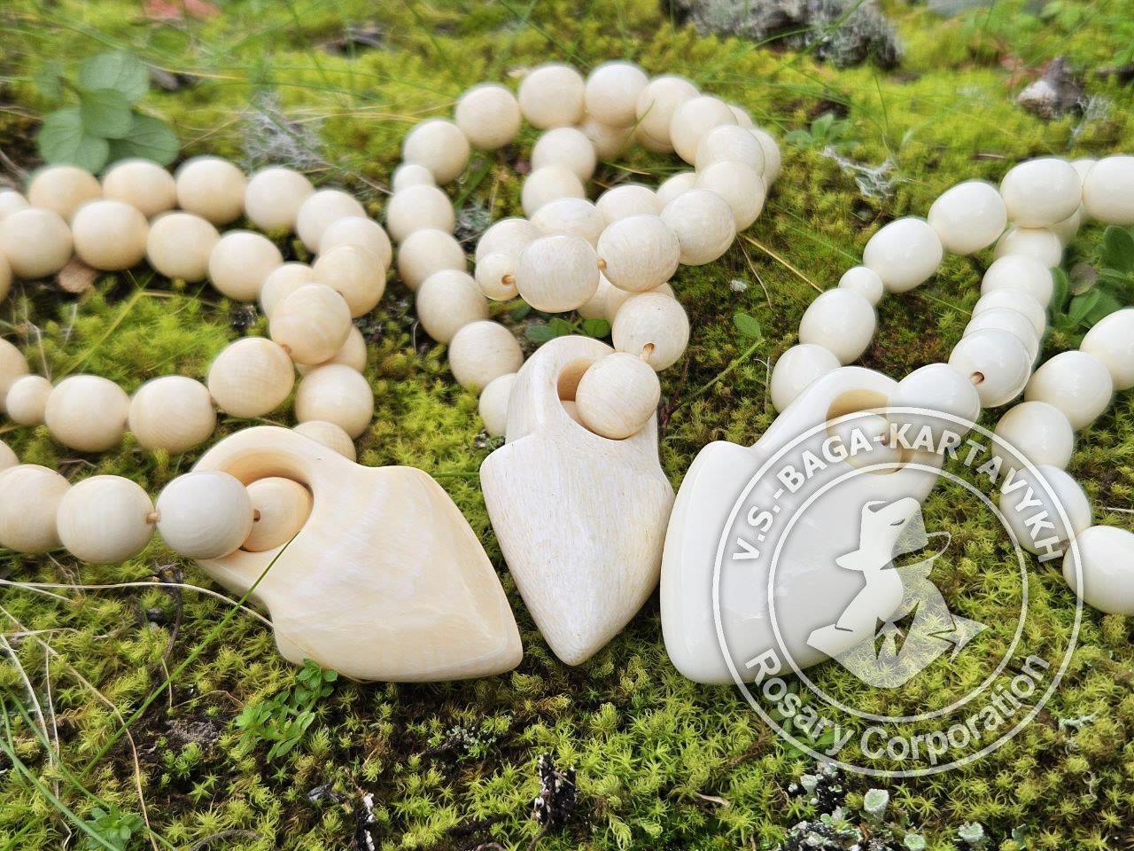 Peribory worry beads — Aramith billiard ball, no. 156 — 6