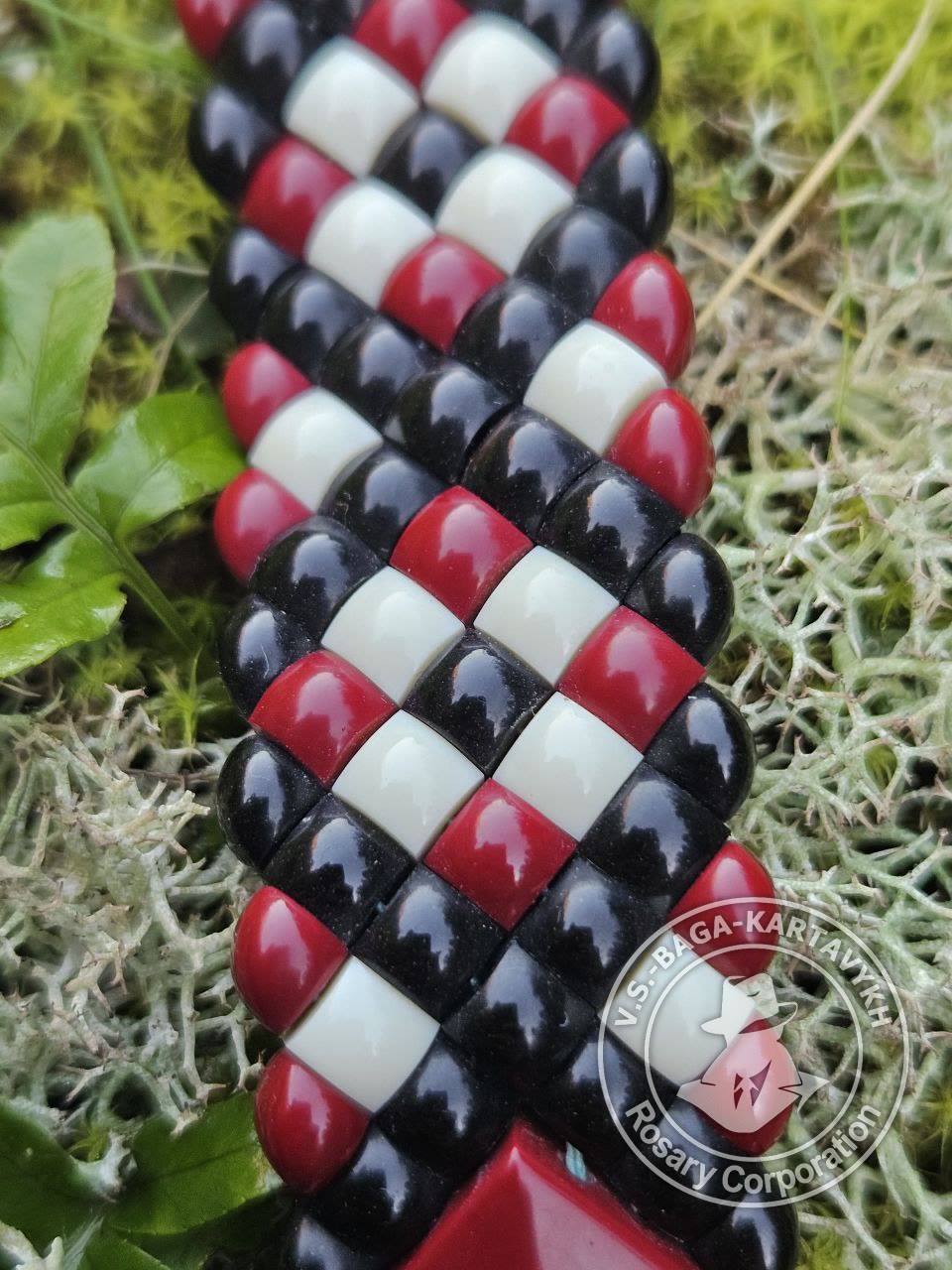 Carpet worry beads — Soviet ebonite, no. 157 — 6