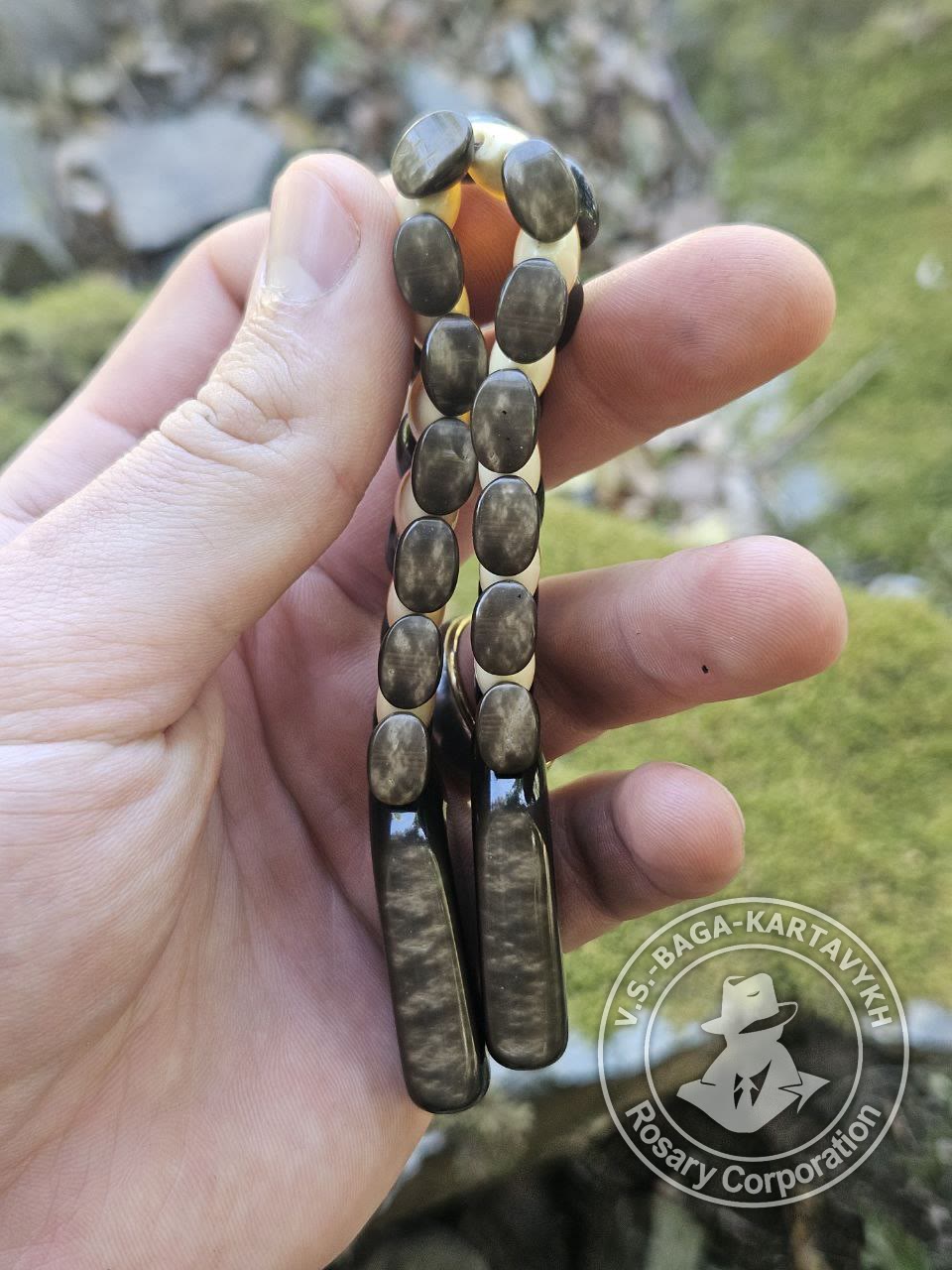 Hexagonal pogon worry beads — Soviet ebonite, no. 207 — 4