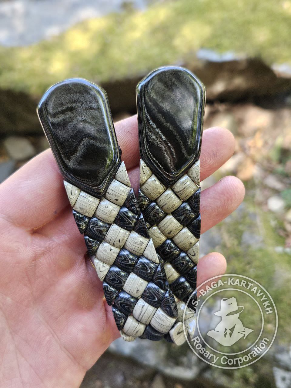 Mosaic worry beads — German colored ebonite, no. 214 — 8
