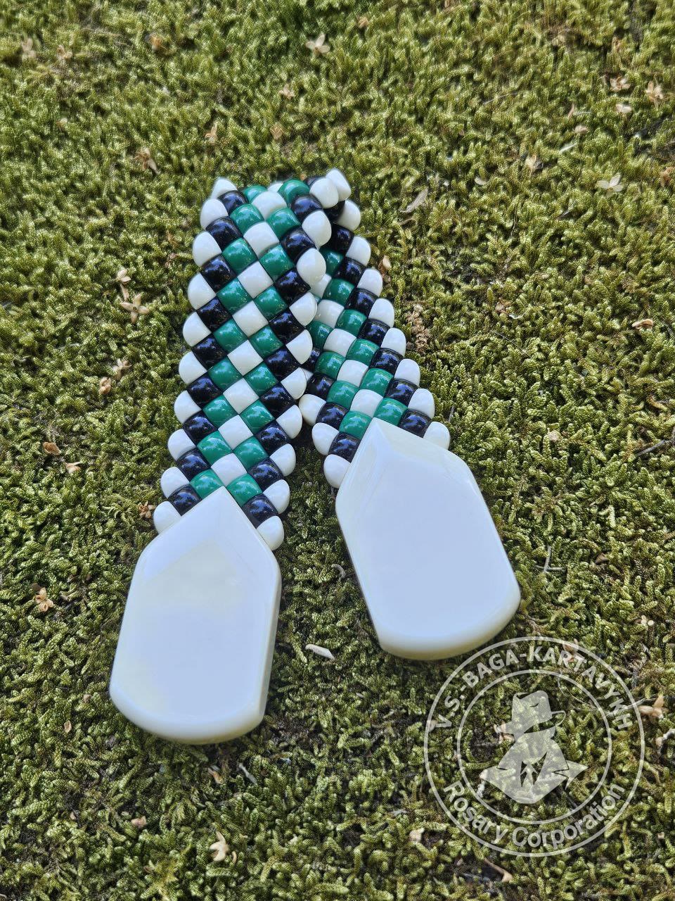 Carpet worry beads — Soviet ebonite, no. 217 — 8