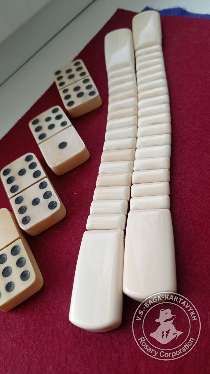 Cushions worry beads — mammoth ivory, no. 266 — 8