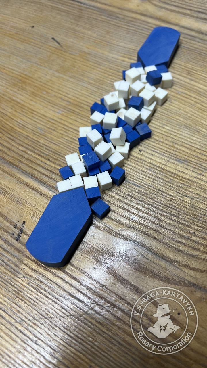 Mosaic worry beads — Aramith billiard ball, no. 278 — 4