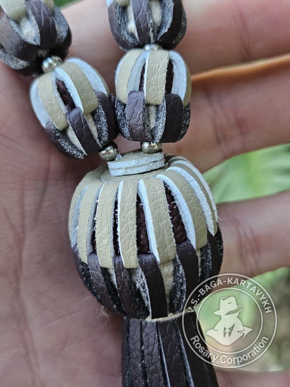 Worry beads rare material, no. 295 — 2