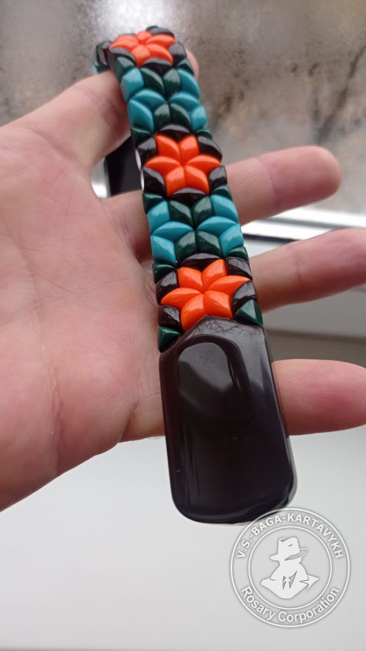 Carpet worry beads — Aramith bowling ball, no. 301 — 4