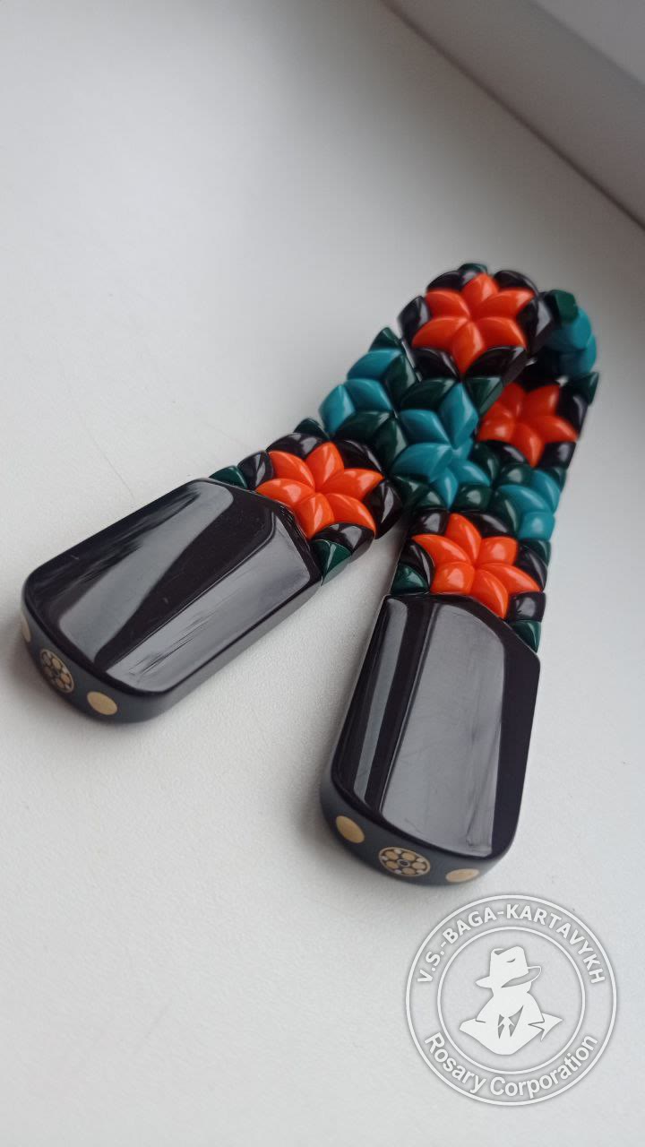 Carpet worry beads — Aramith bowling ball, no. 301 — 6