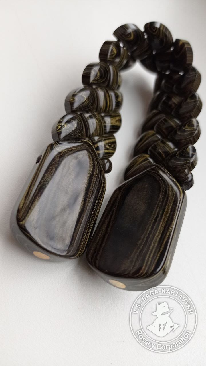 Pogon worry beads — German colored ebonite, no. 311 — 2