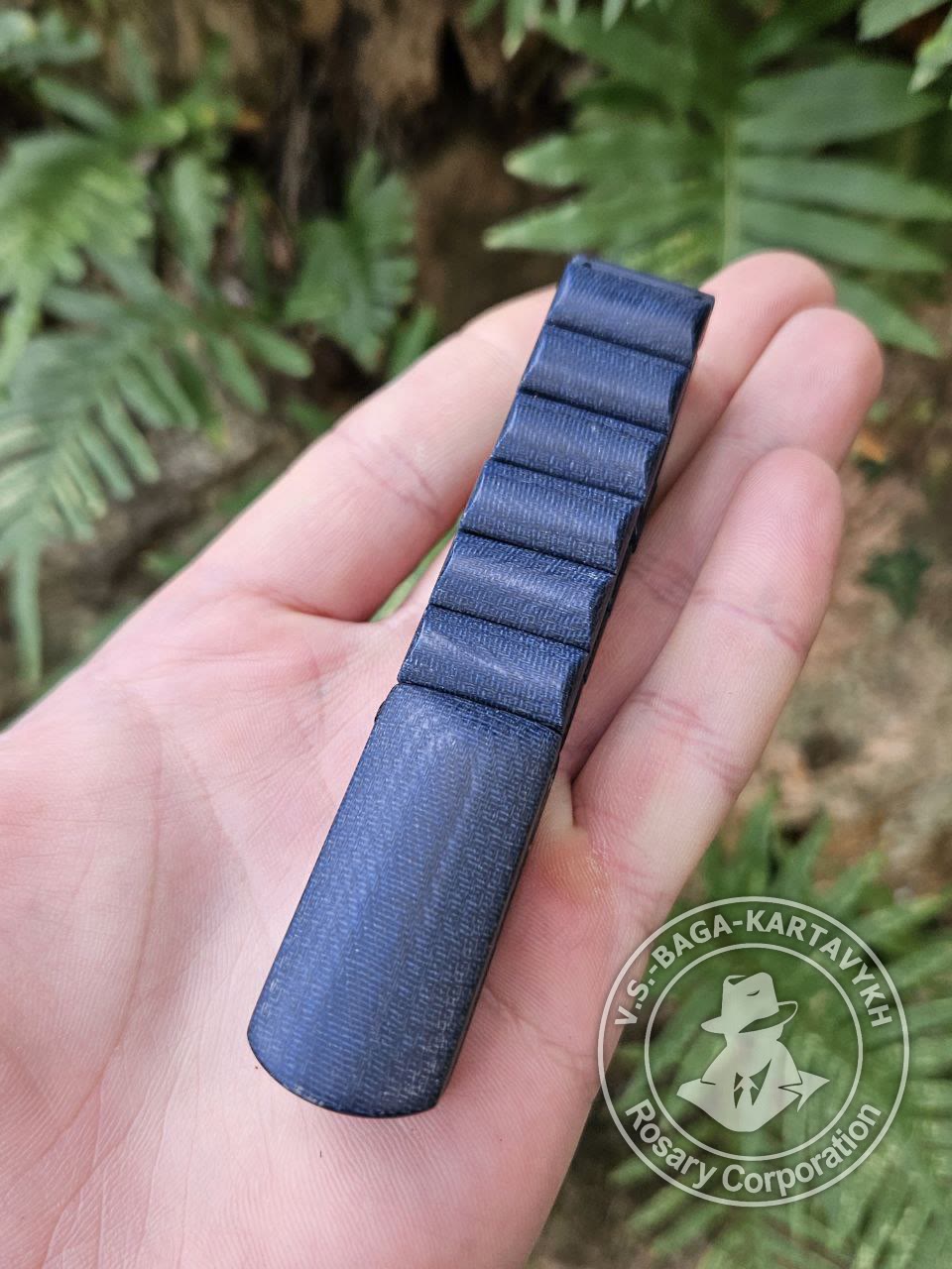 Cushions worry beads — micarta, no. 334 — 2