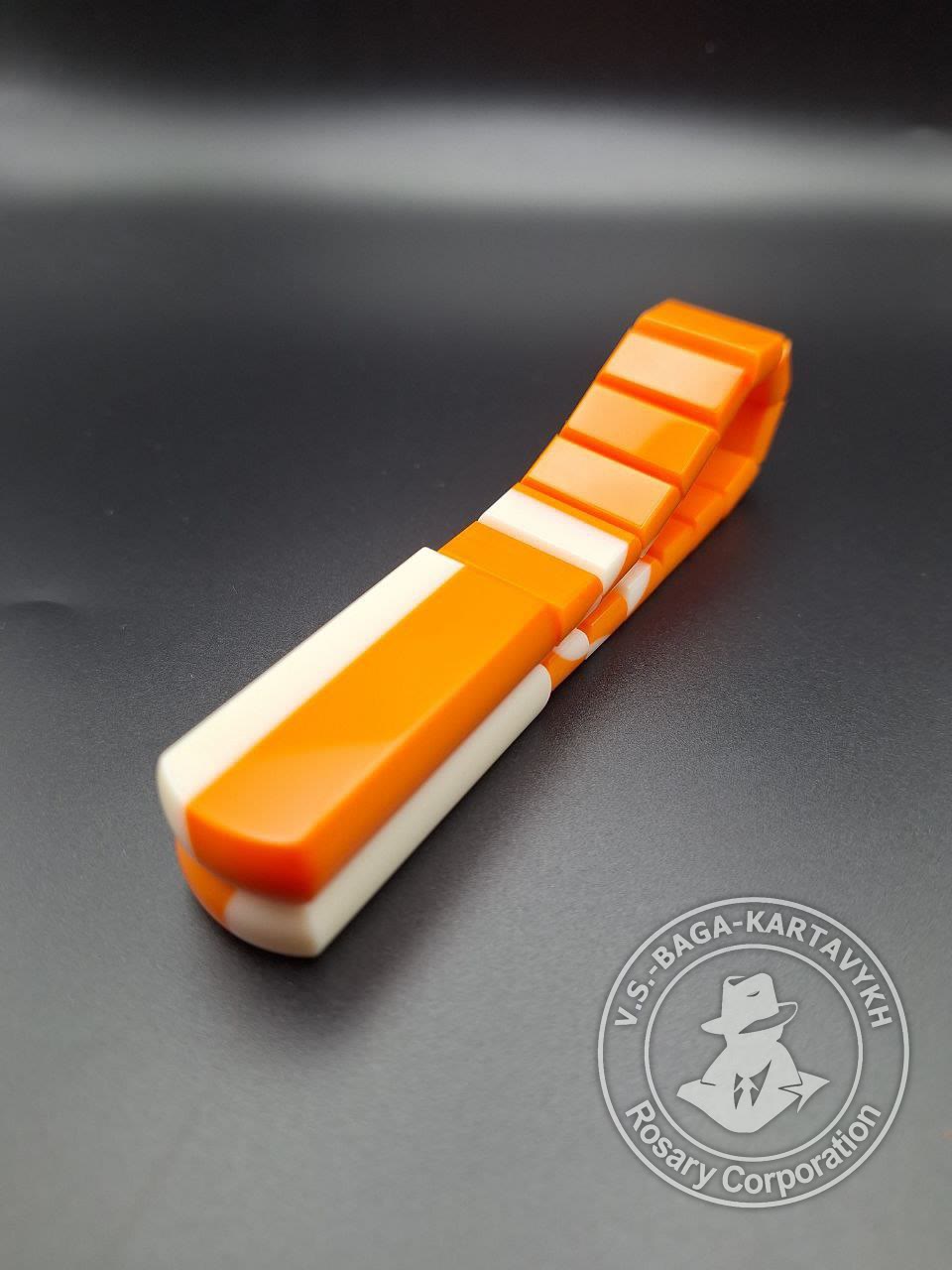 Strict classic worry beads — Aramith billiard ball, no. 342 — 4