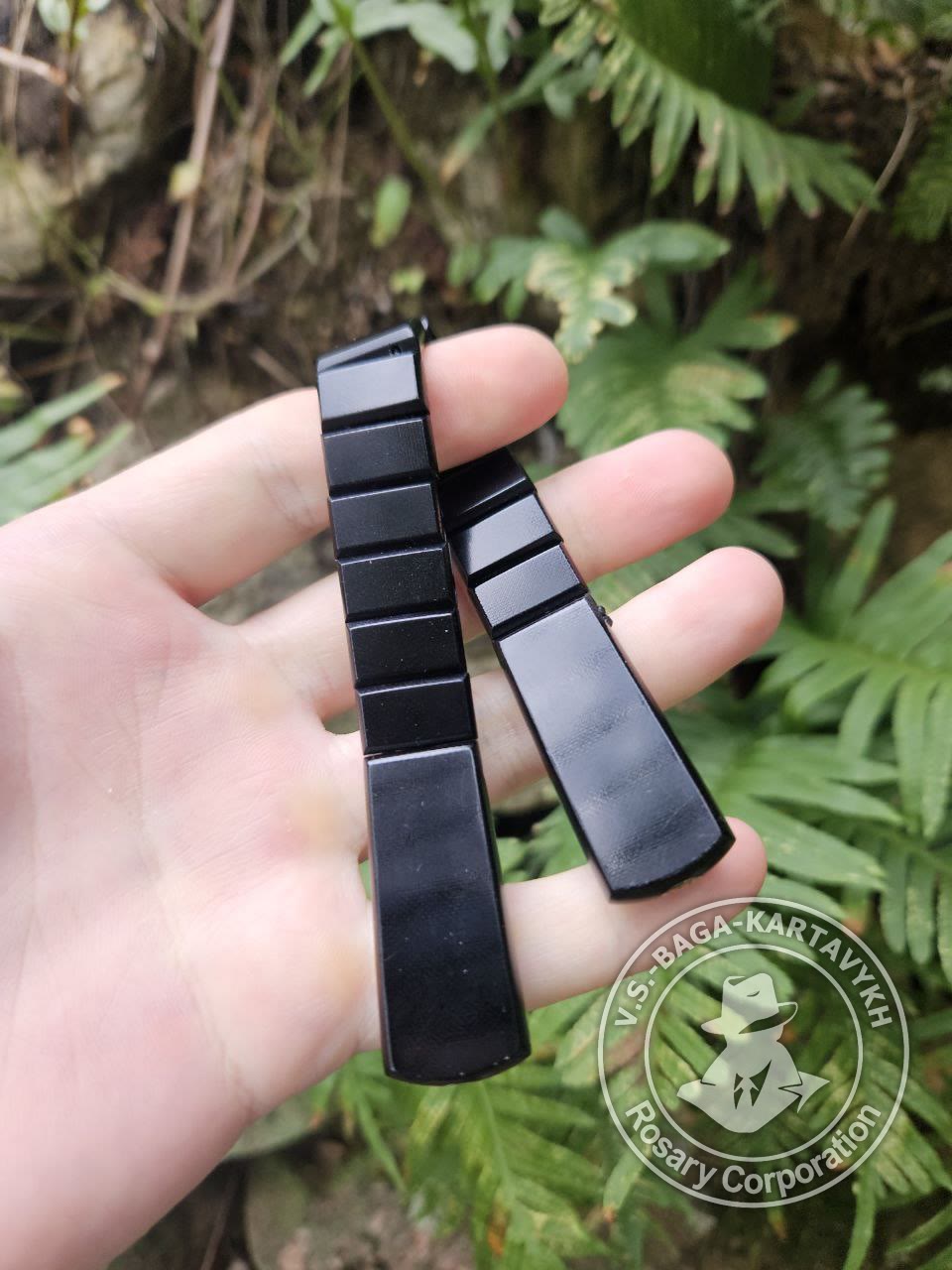 Strict classic worry beads — micarta, no. 352 — 8