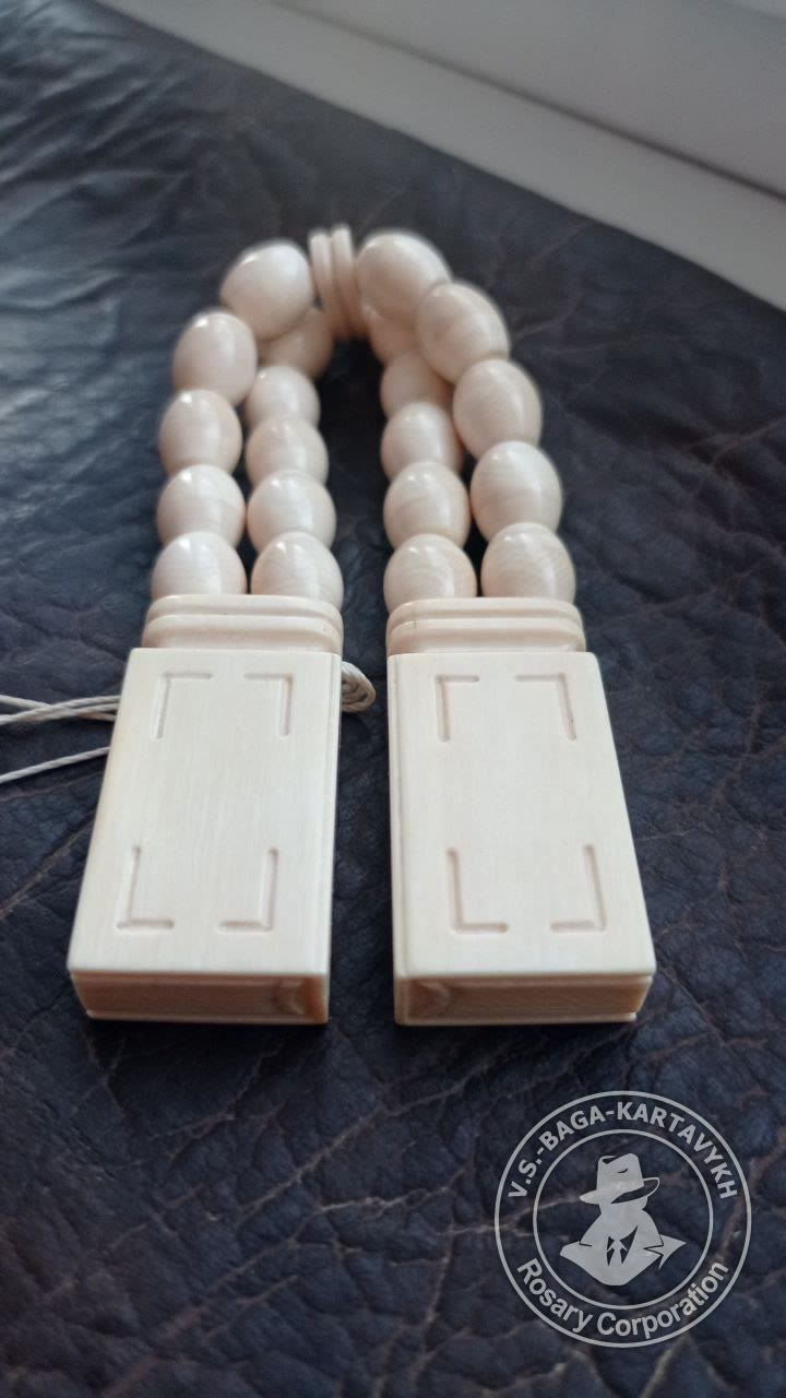 Azerbaijani worry beads — mammoth ivory, no. 374 — 5
