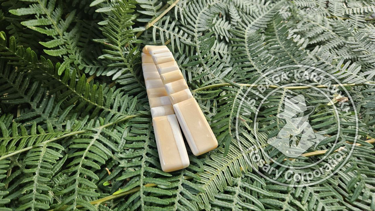 Worry beads sperm whale tooth, no. 45 — 4