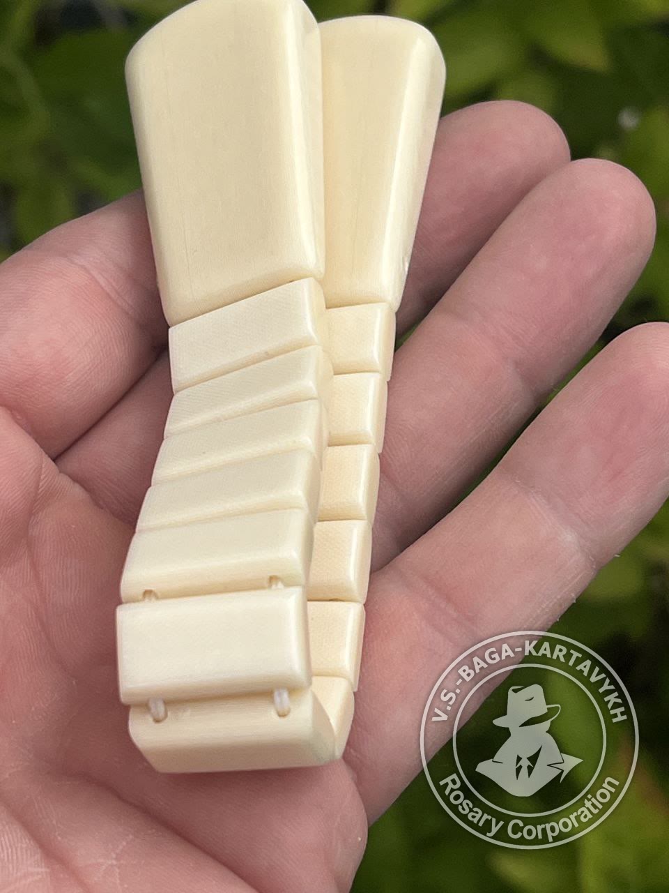 Cushions worry beads — micarta, no. 452 — 2