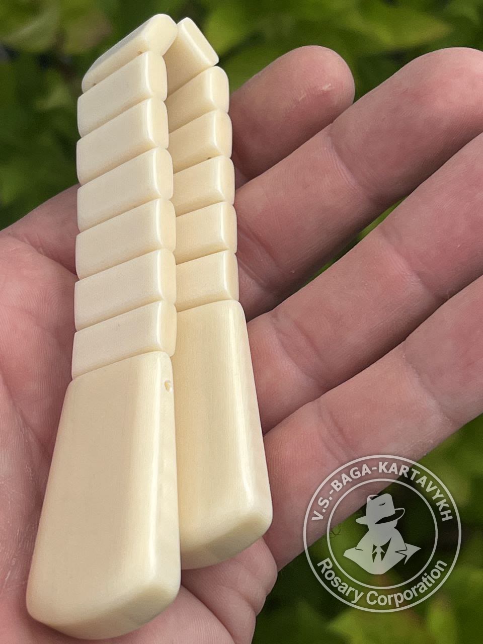 Cushions worry beads — micarta, no. 452 — 3