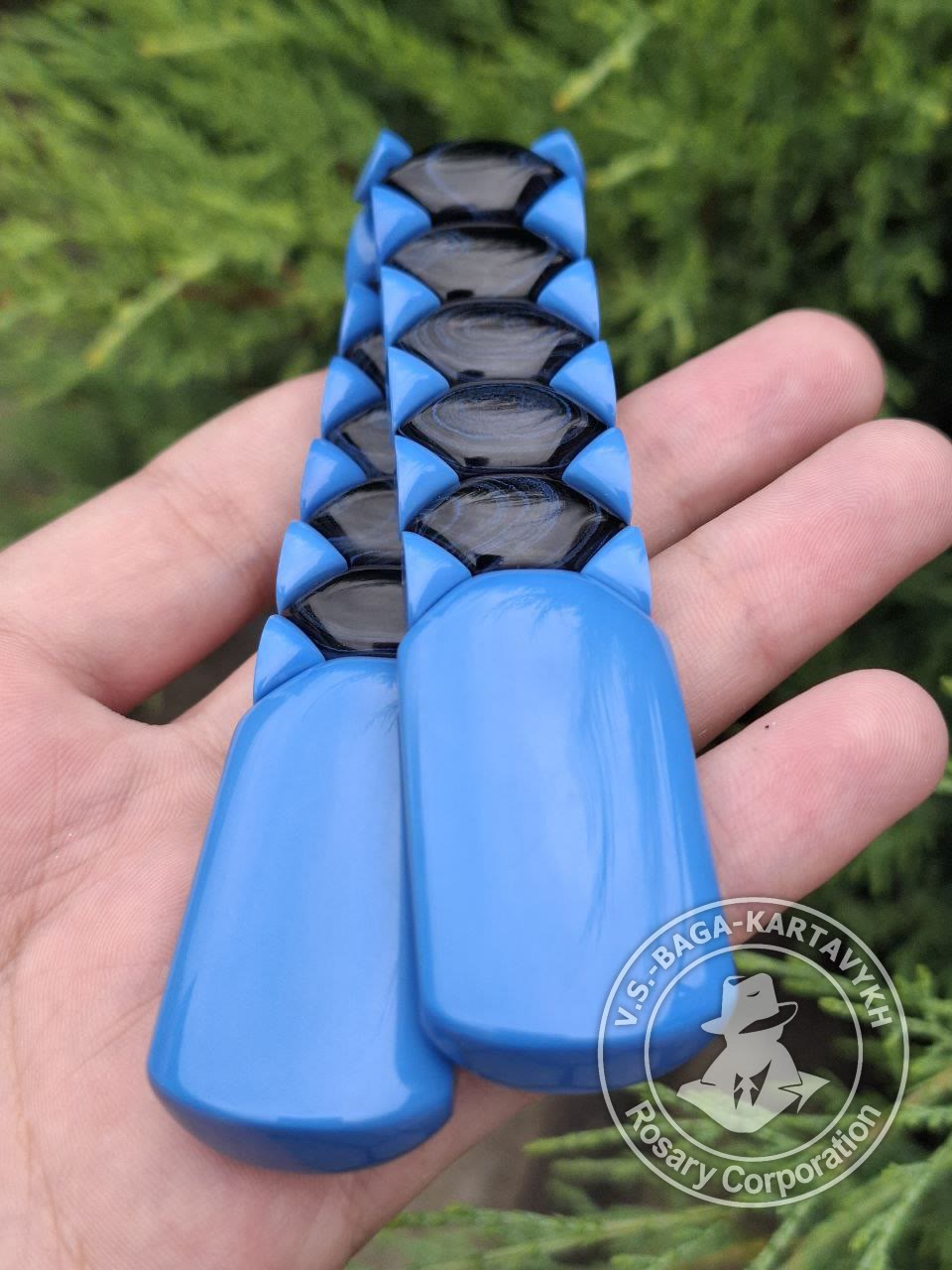 Hexagonal pogon worry beads — German colored ebonite, no. 459 — 4