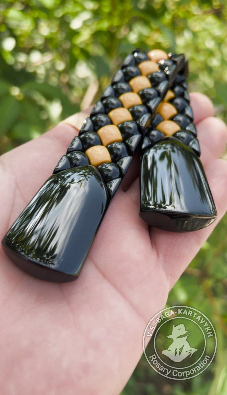 Mosaic worry beads — Aramith bowling ball, no. 467 — 6