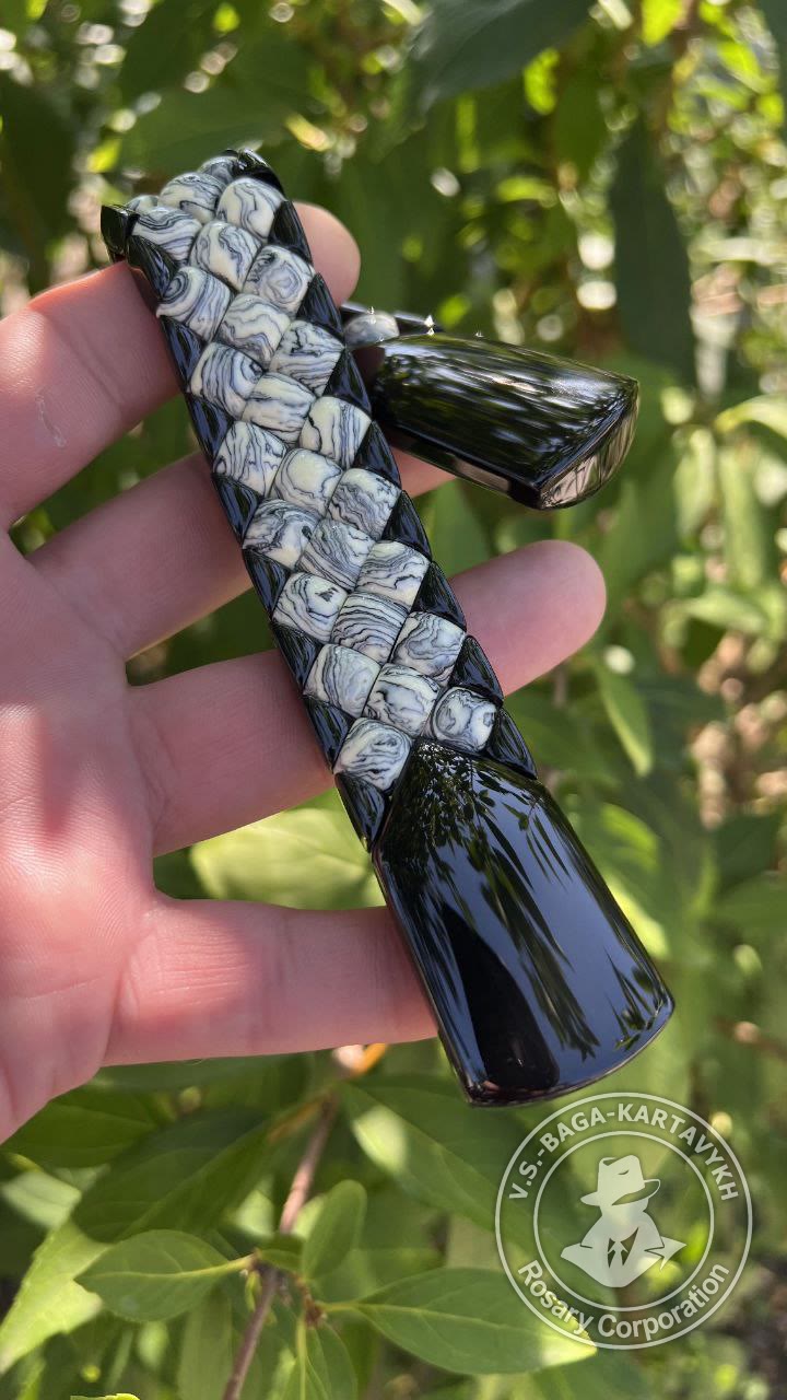 Mosaic worry beads — Samurai billiard ball, no. 483 — 5