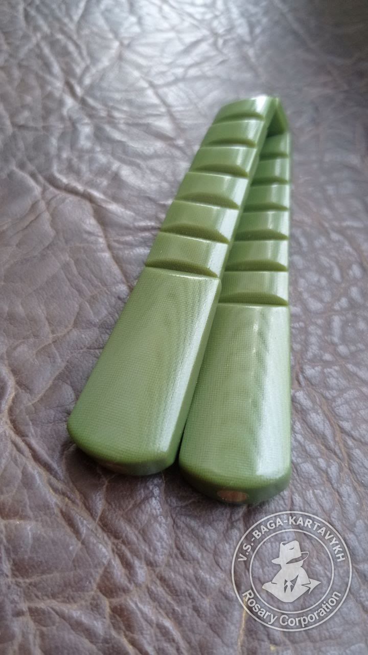 Narkomanki worry beads — micarta, no. 484 — 2