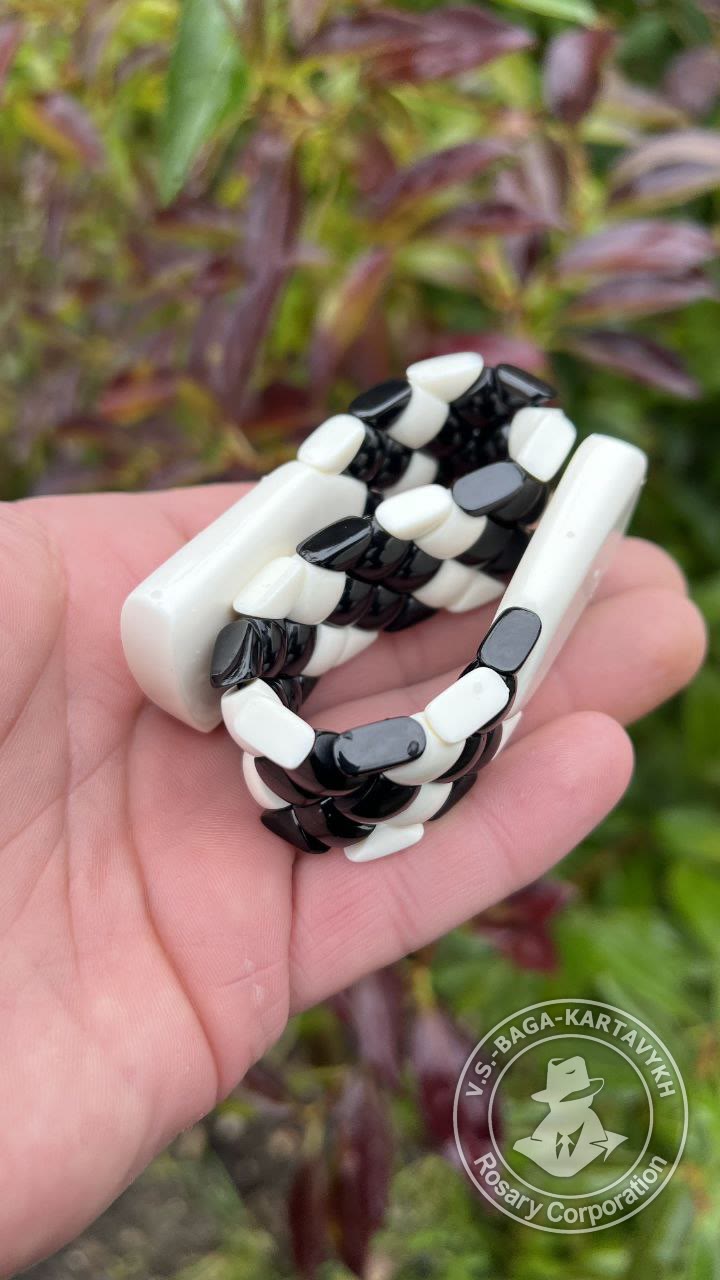 Mosaic worry beads — Aramith bowling ball, no. 531 — 4