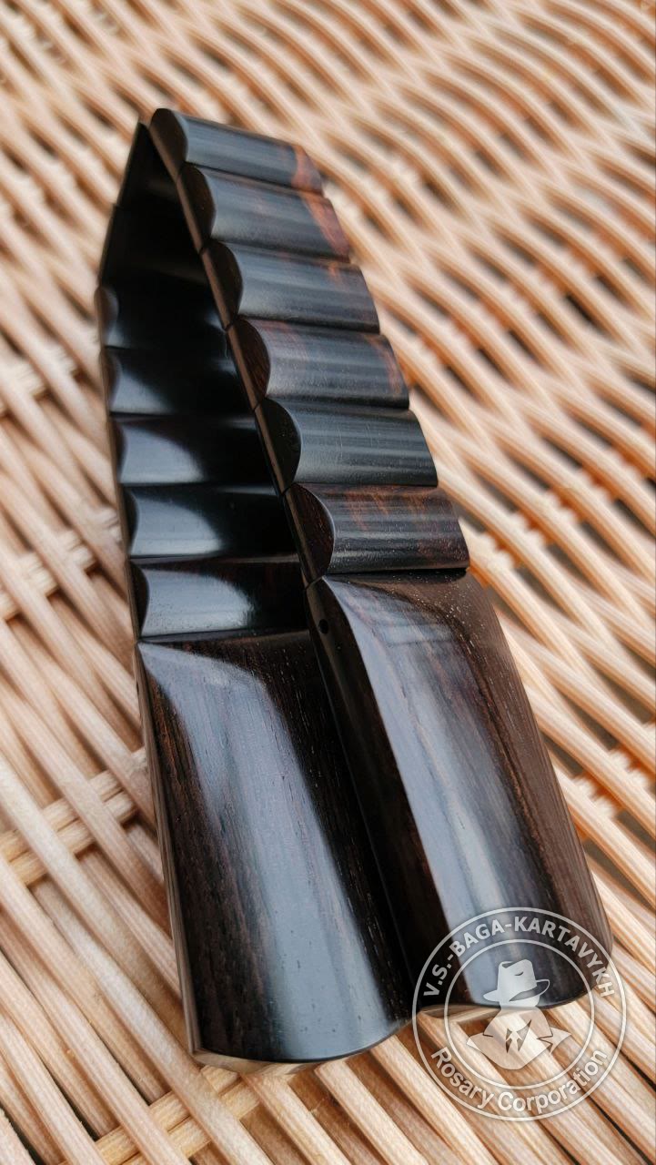 Cushions worry beads — grenadill wood, no. 554 — 4