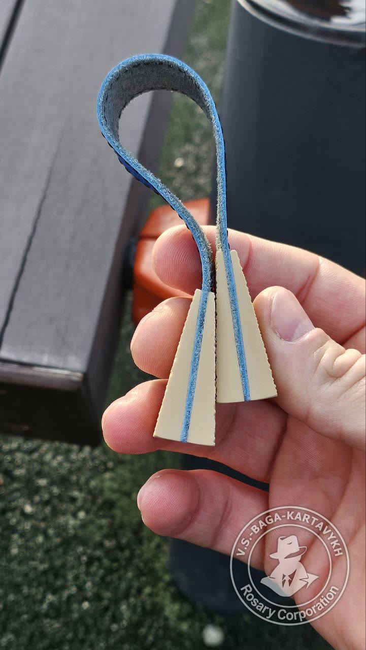 Leather flip worry beads — wood, no. 564 — 4
