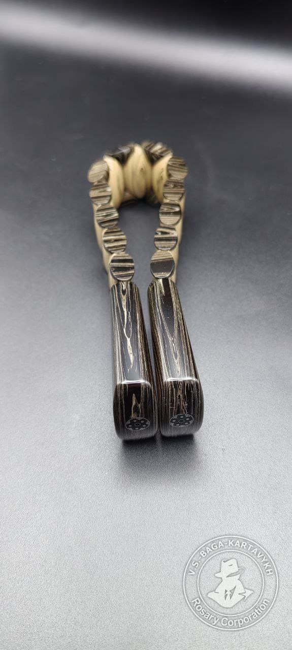 Hexagonal pogon worry beads — German colored ebonite, no. 574 — 3