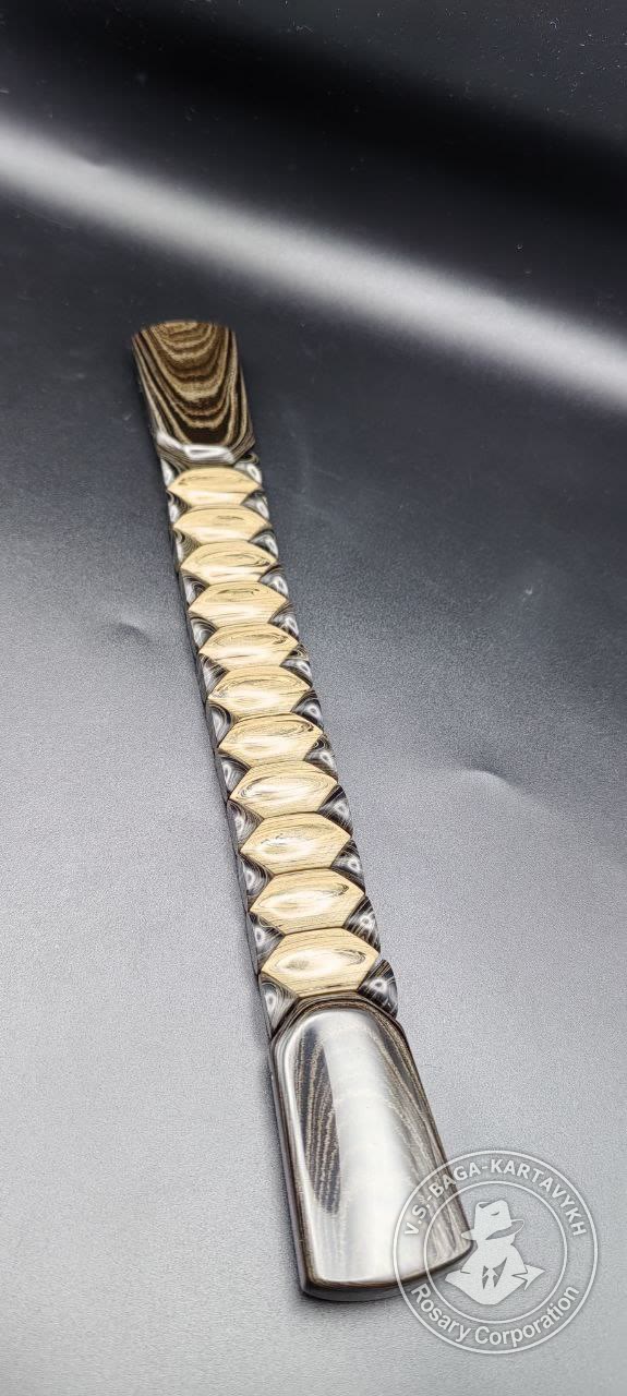 Hexagonal pogon worry beads — German colored ebonite, no. 574 — 5