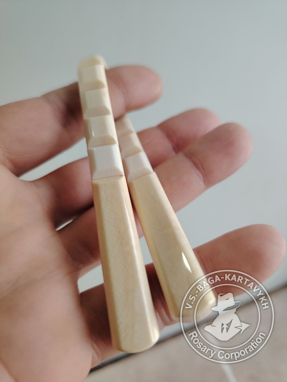 Worry beads mammoth ivory, no. 625 — 4