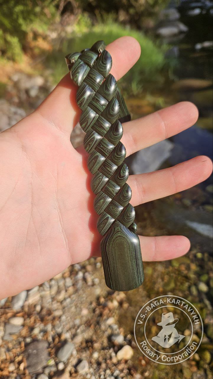 Pogon worry beads — German colored ebonite, no. 66 — 2