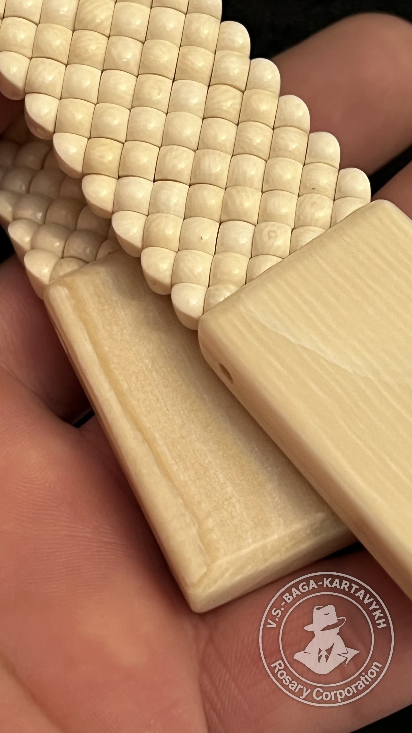 Carpet worry beads — mammoth ivory, no. 751 — 8