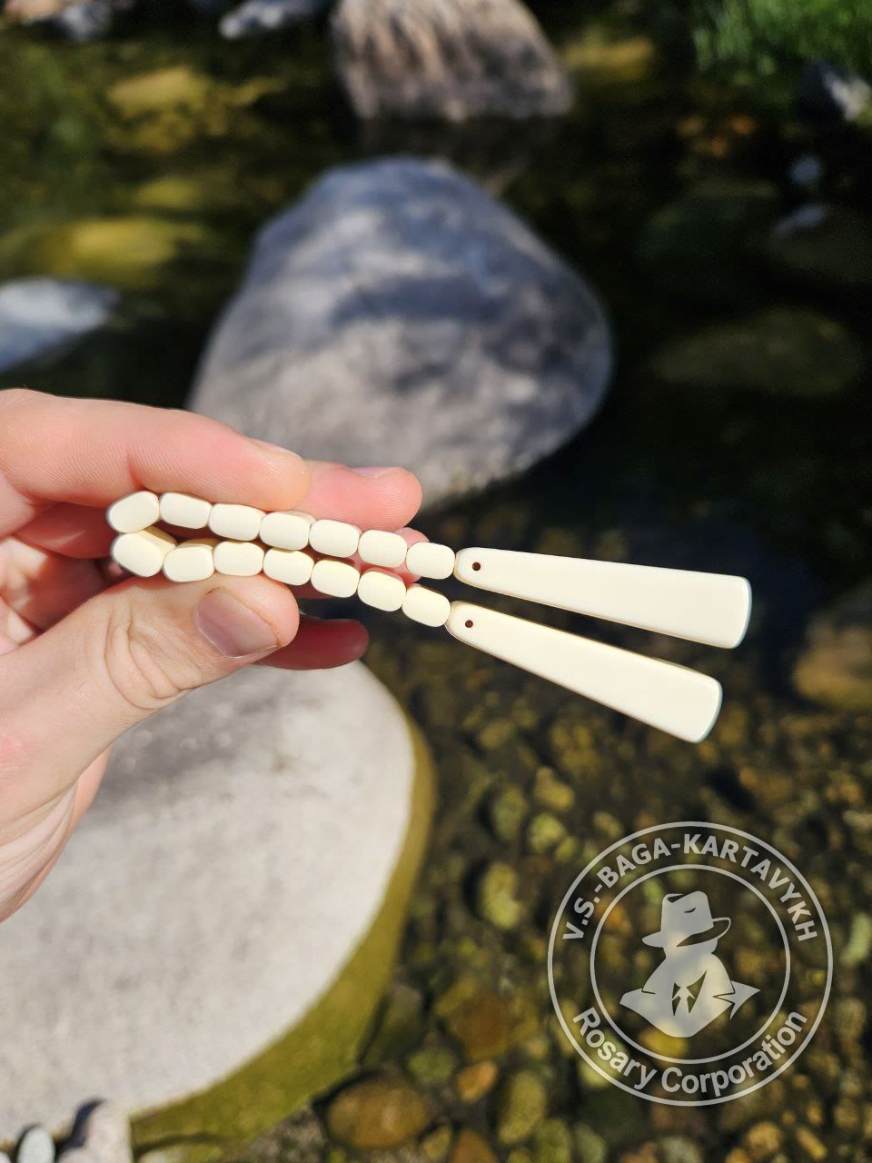 Narkomanki worry beads — Aramith billiard ball, no. 82 — 6