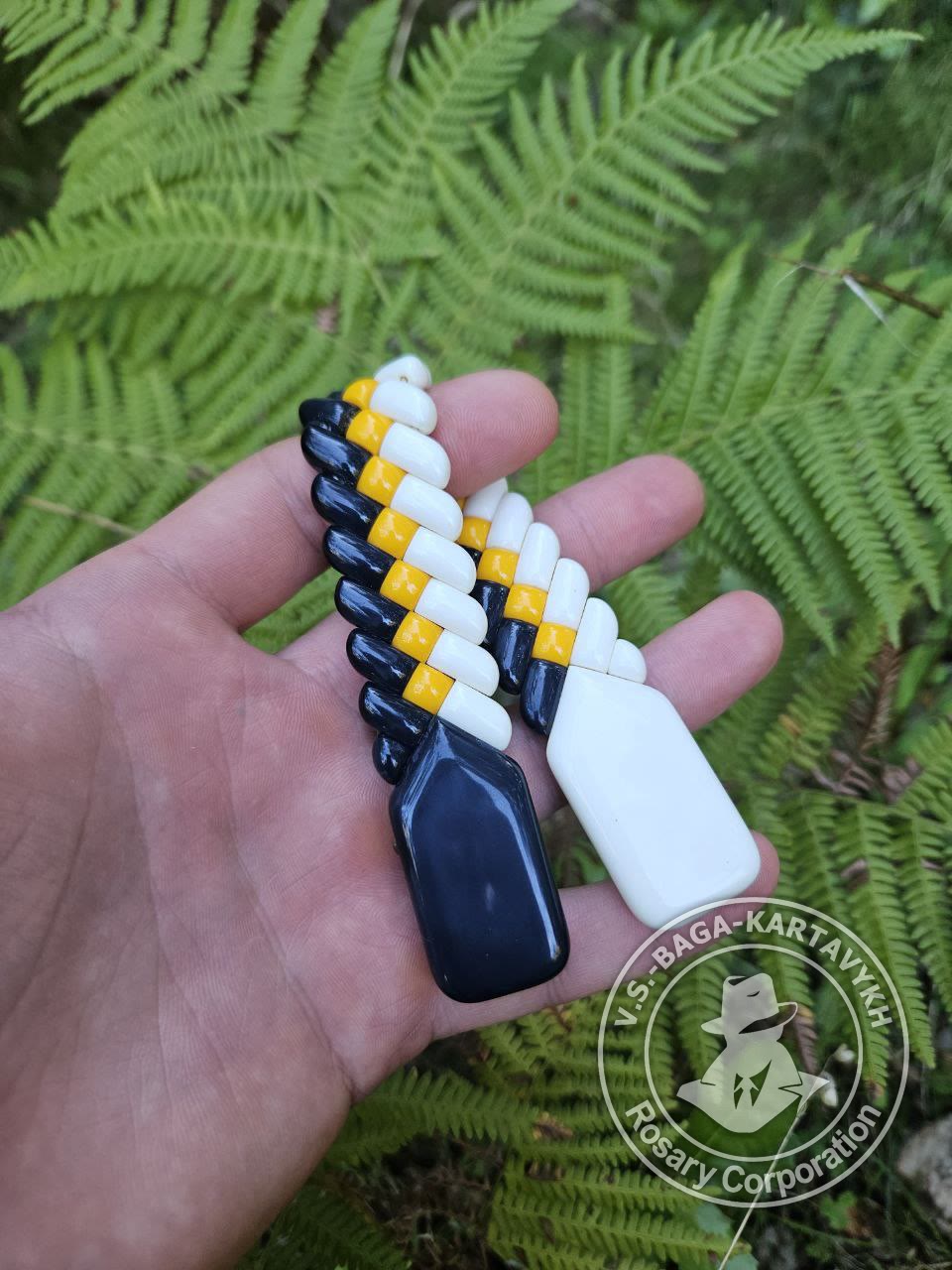 Pogon worry beads — Aramith billiard ball, no. 97 — 6